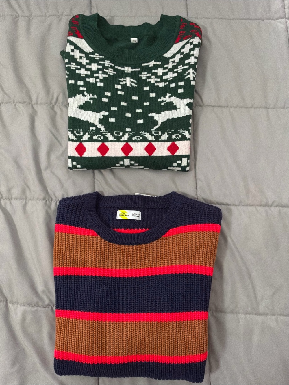 Bundle Lot of 2 Sweaters Size 10 Boys Epic Threads & Unbranded